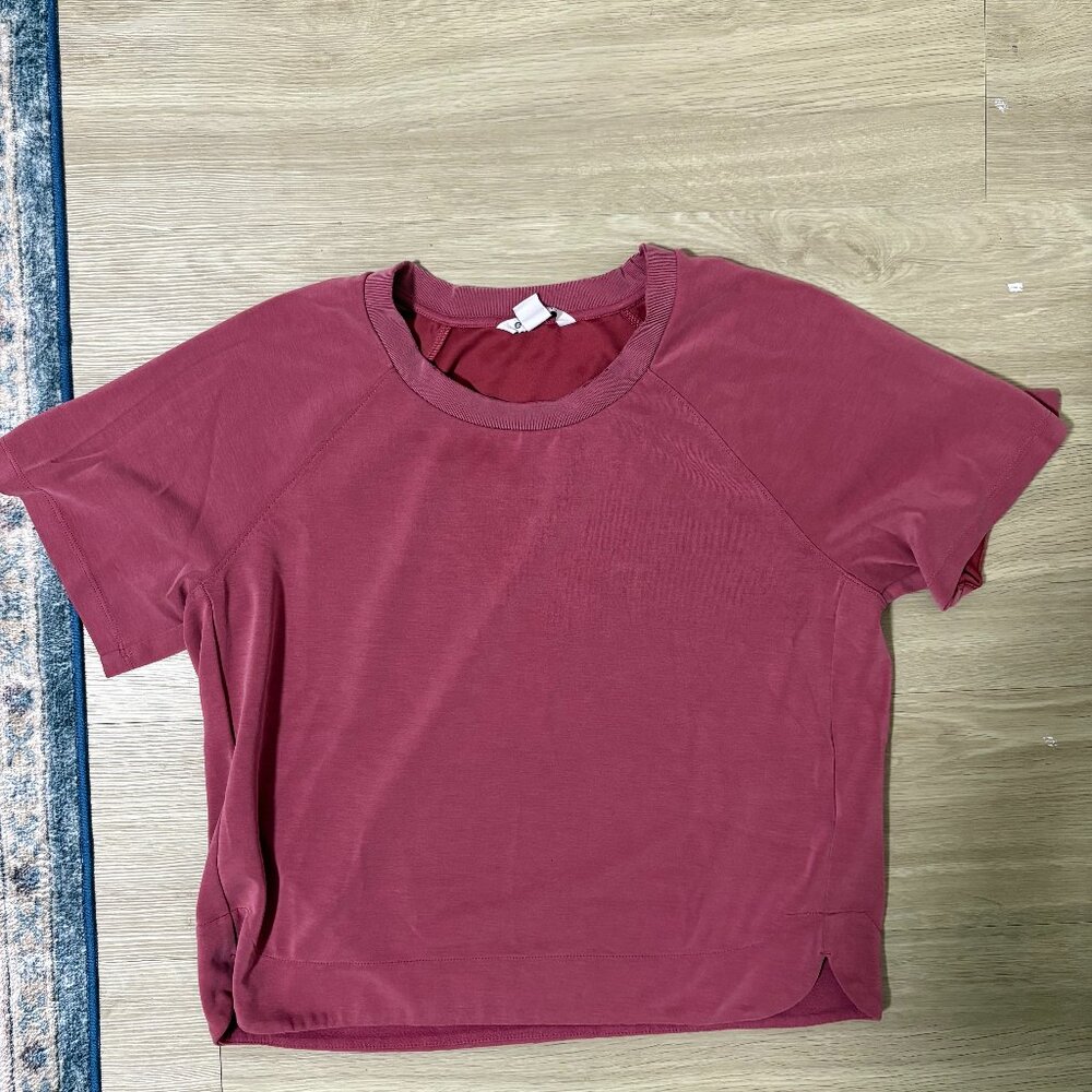 Athleta Seasoft sweatshirt top